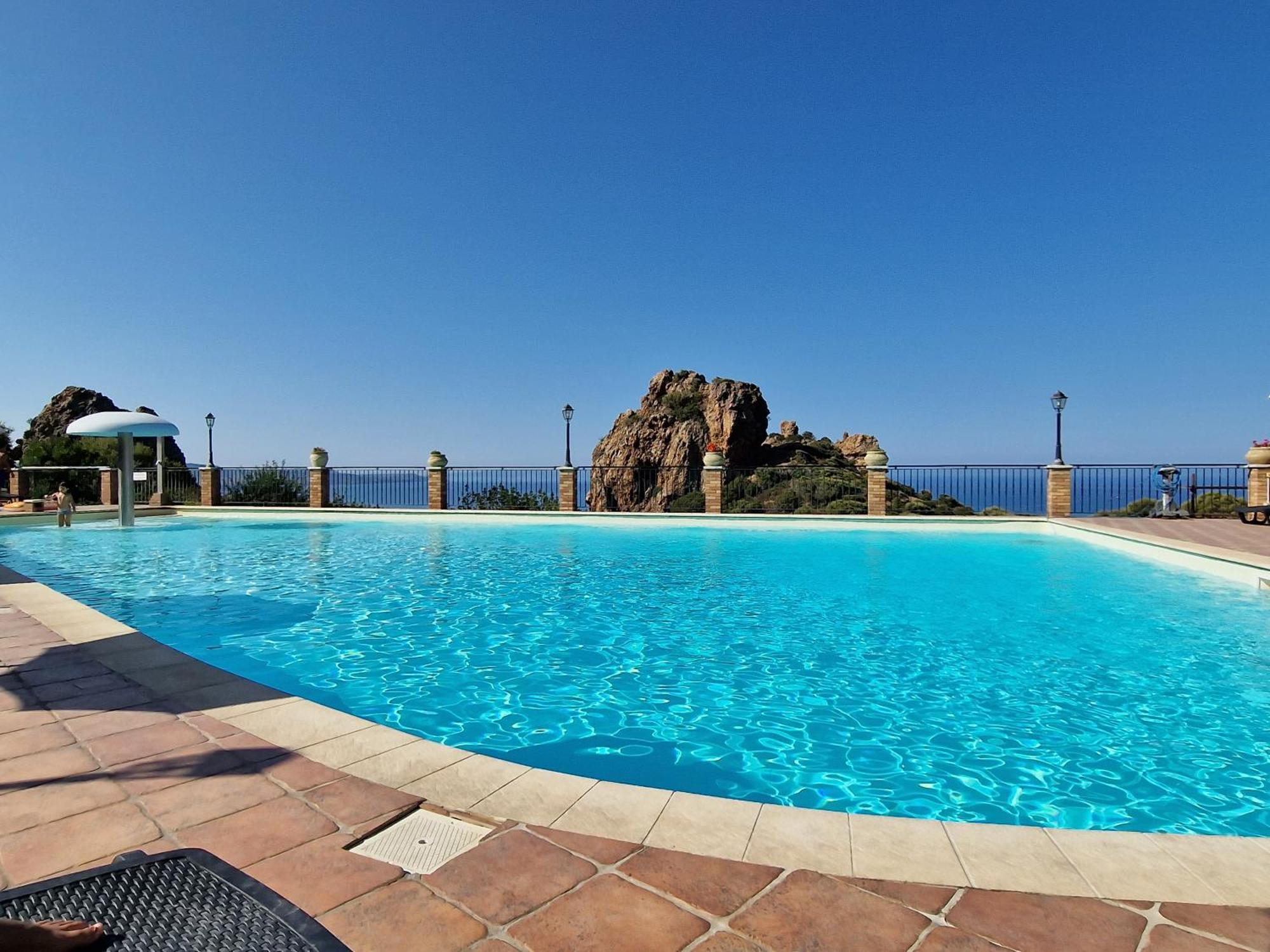 La Perla E Le Conchiglie Tanca Piras Vista Mare Villa Nebida Exterior photo